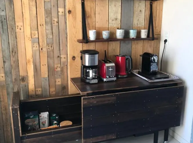 Rouge Bordeaux * Auros